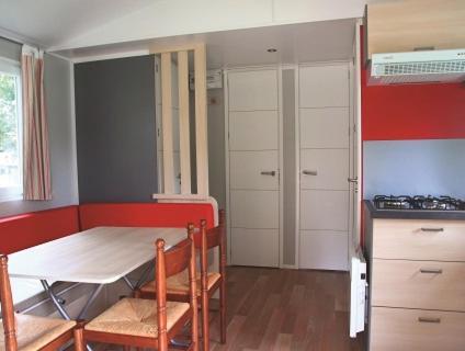 Гостевой дом Camping Fontaine Du Roc Devillac Экстерьер фото